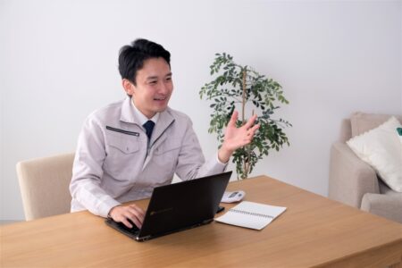 突然家に来る不用品回収業者に要注意！アポ無し訪問のトラブル事例と悪質業者への断り方も紹介