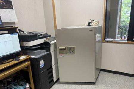 【お客様事例：北九州市】階段での大型金庫搬出と処分